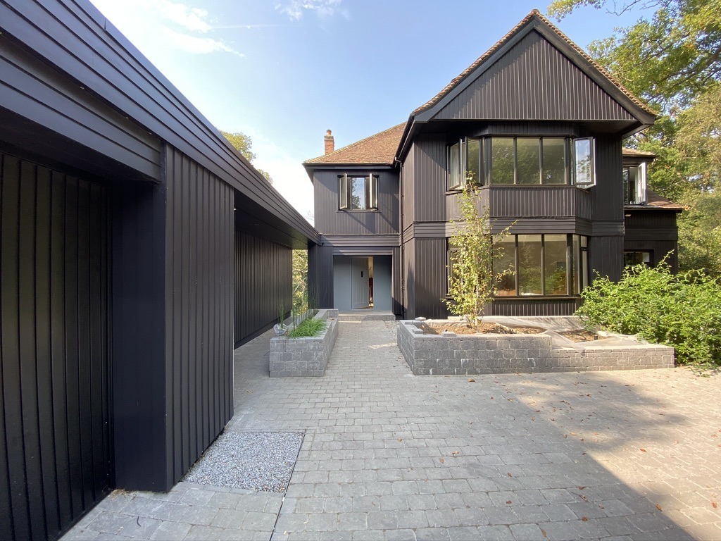 new build garden flat in Ottershaw